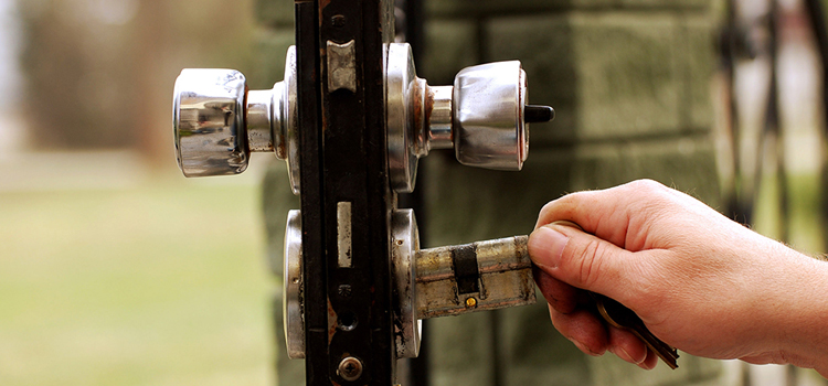 front door latch repair Muscoy